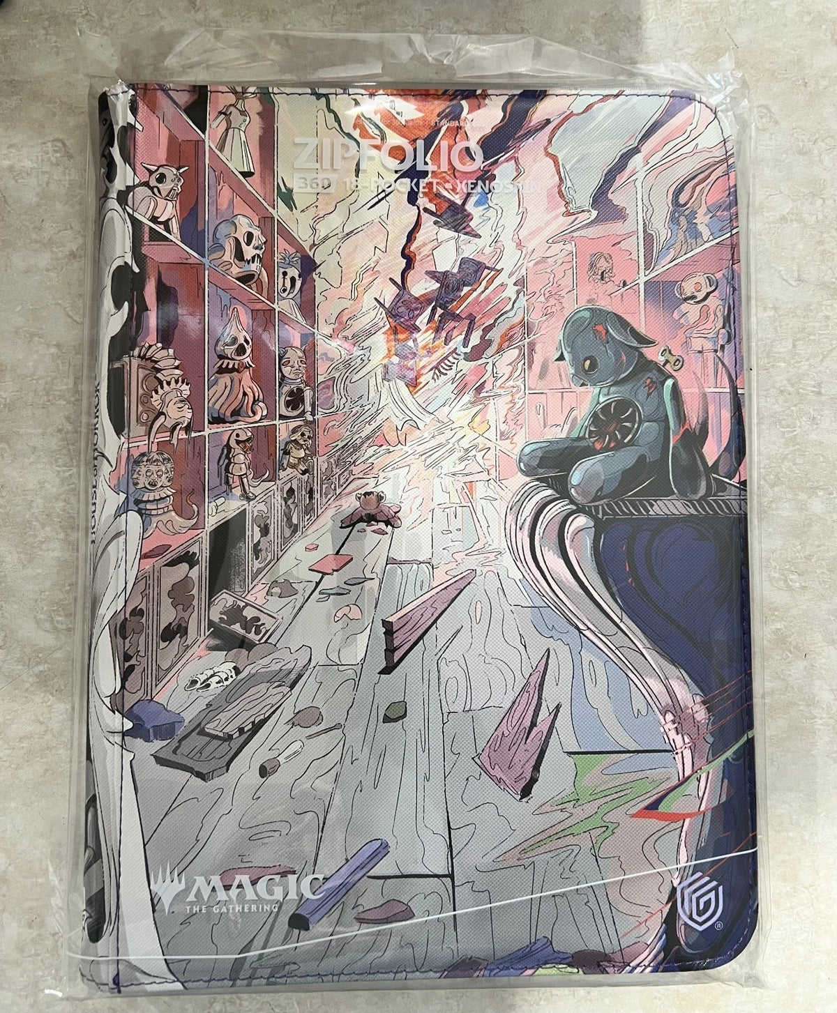 Magic: The Gathering Duskmourn House of Horror Zipfolio 360 18 Pocket Binder